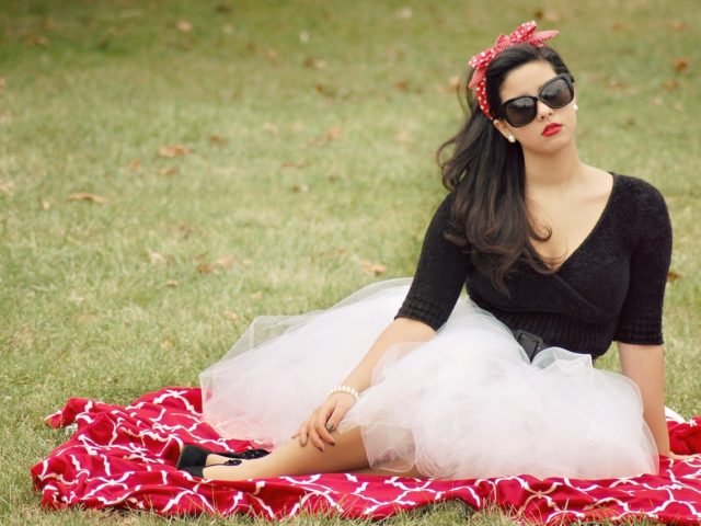 The mob, driven away from the Custom House